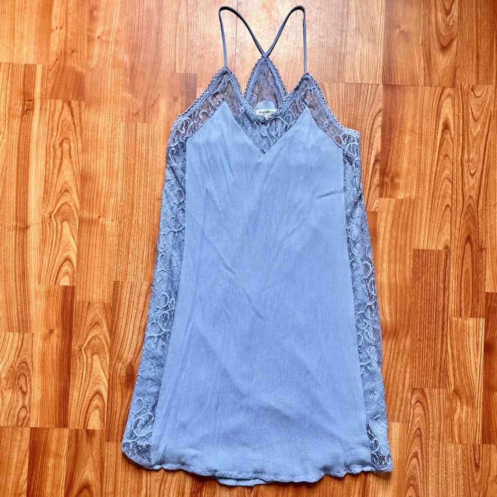 Sleeveless Periwinkle Blue V-Neck Racerback Lace Dress - Medium